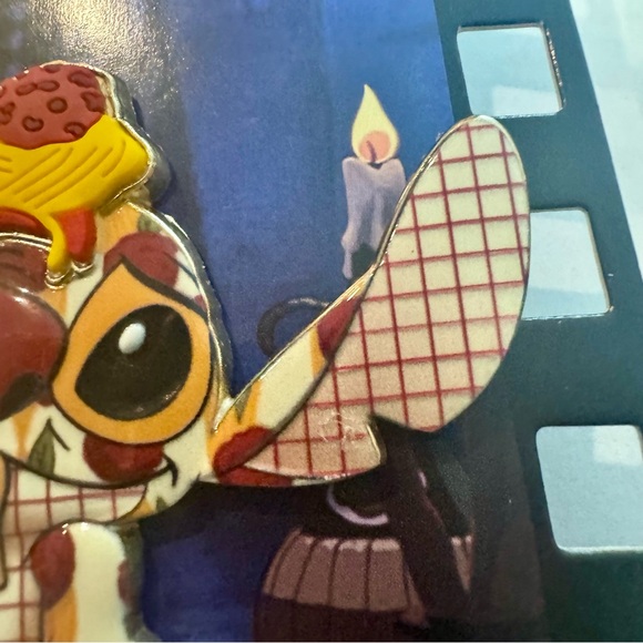 Stitch Crashes Disney Pin Lady and the Tramp - Limited Release - Picture 7 of 13